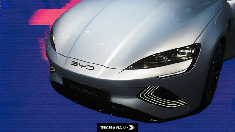 BYD supera a Tesla en ingresos y acelera su dominio global en autos eléctricos