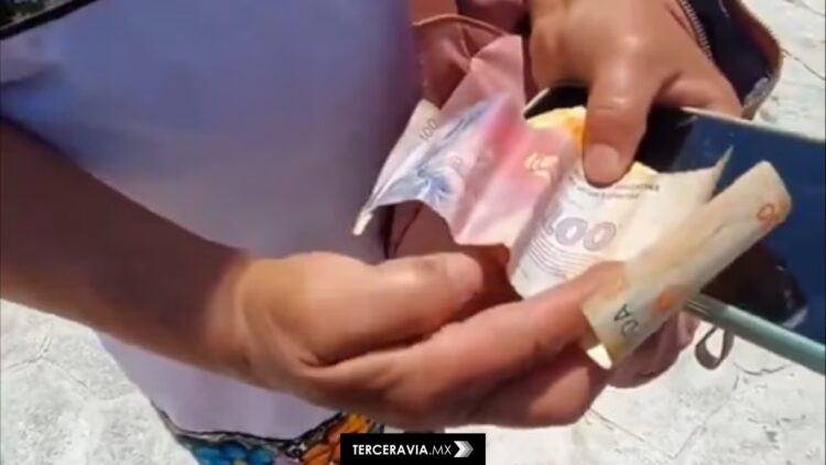 Turistas argentinos estafan a artesana yucateca: pagan 20 pesos por blusas valuadas en mil