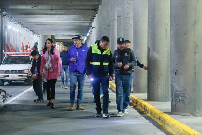 Municipio de Aguascalientes intensifica trabajos nocturnos de pintura vial