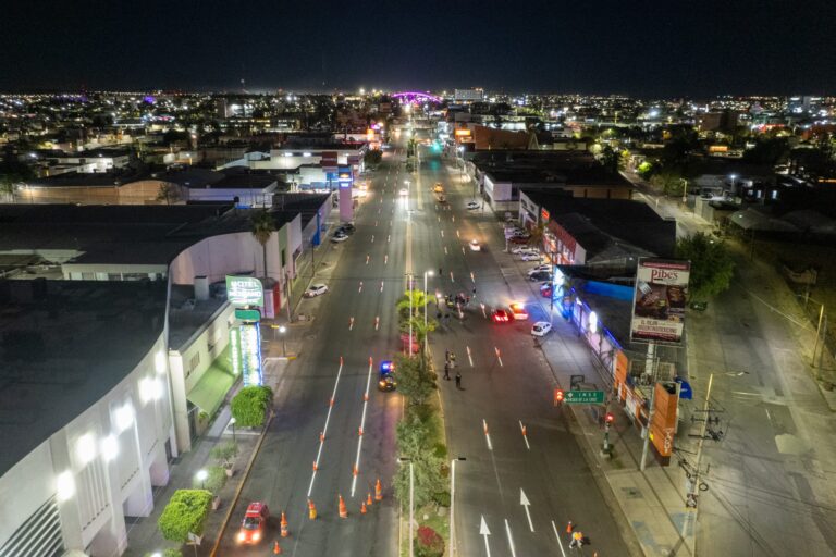 SOPMA rehabilita pintura vial en avenida José María Chávez en Aguascalientes