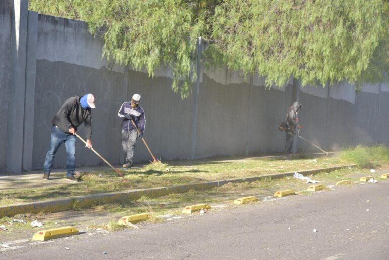 Municipios de Aguascalientes y Jesús María realizaron megaoperativo de limpieza en el Arroyo el Molino