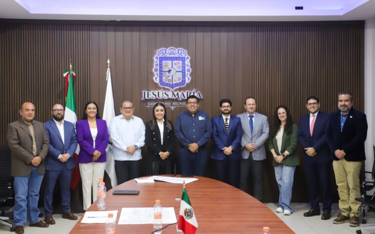 Presidente de Jesús María refuerza colaboración con el Colegio de Notarios de Aguascalientes