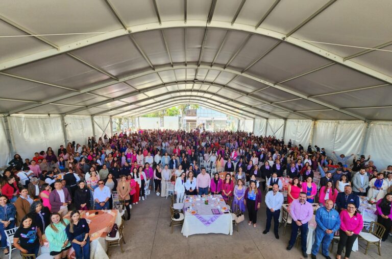 Reconoce César Medina la importante labor y talento de las mujeres en el desarrollo del municipio de Jesús María
