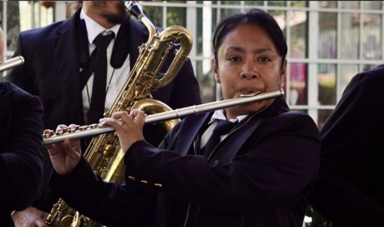 Romina Silva, pionera en la Banda Sinfónica: “Las mujeres somos bienvenidas en la música”