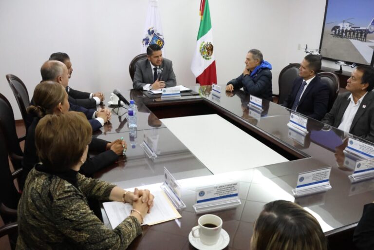 Firma Fiscal General del Estado convenio con universidades