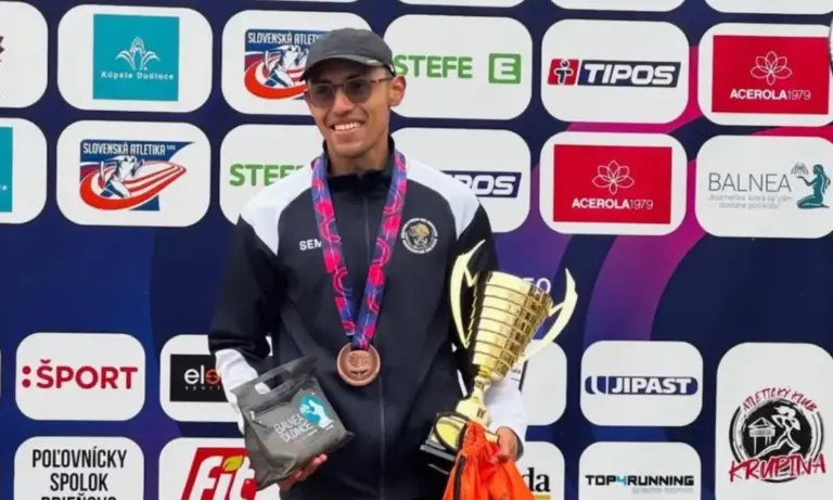 José Luis Doctor gana bronce en Dudinska 50