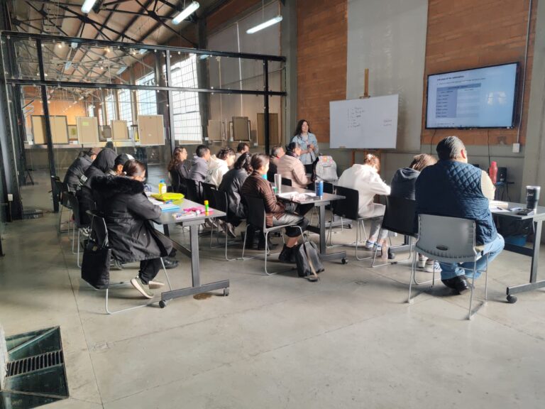 UTR ofrece cursos de idiomas y lengua de señas en Aguascalientes