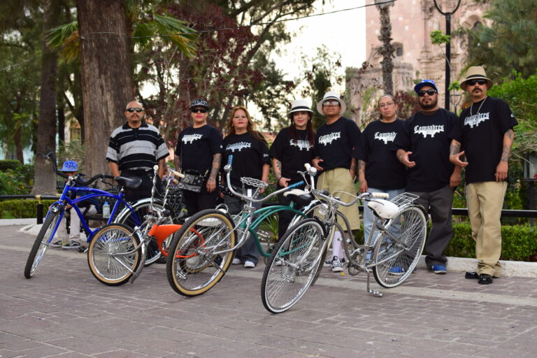 Club Compadres Agüitas impulsa la cultura Low Rider y el apoyo social en Aguascalientes