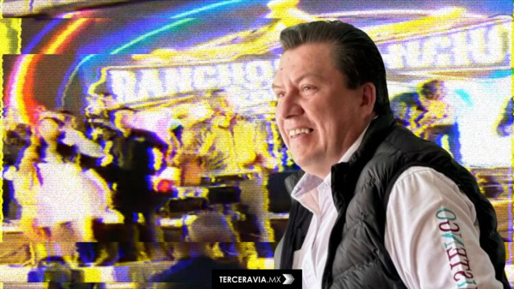 Alcalde de Tianguistengo celebra con El Komander mientras su municipio vive en pobreza extrema