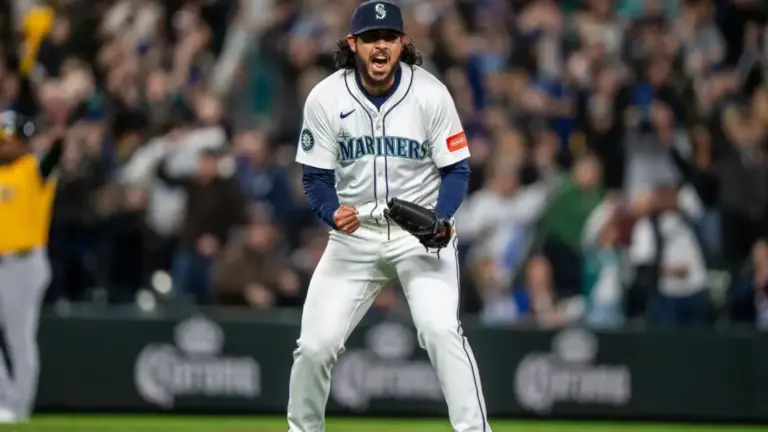 Andrés Muñoz: El “Plebe” que tira lumbre en la MLB