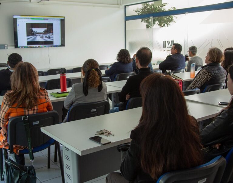 Comunidad holística UAA: foro internacional fomenta la investigación multidisciplinaria entre alumnos y docentes