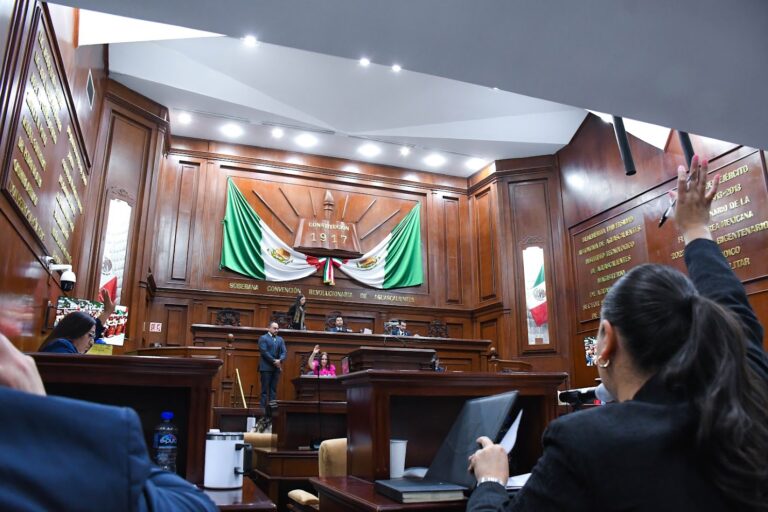 Congreso de Aguascalientes reconoce constitucionalmente la tauromaquia, charrería y peleas de gallos