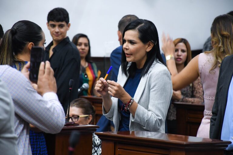 Se rezagan pruebas de paternidad, suman 370