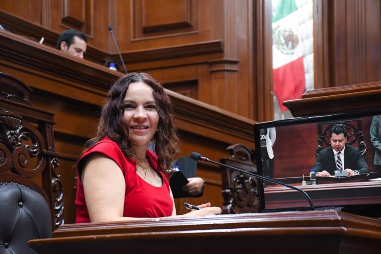 Relanzarán convocatoria para periodistas y activistas en el Congreso