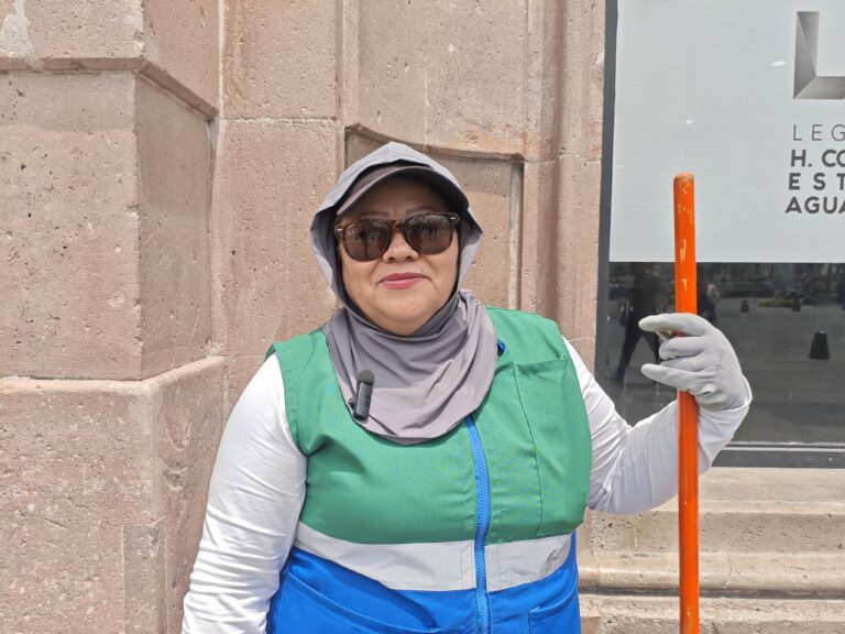 Ellos mantienen la Feria reluciente: Margarita y su labor de 15 años de limpieza en Aguascalientes