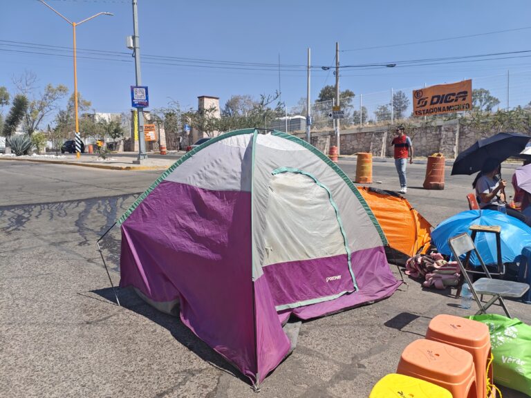 Fans de Maroon 5 hacen fila desde el lunes para entrar al Foro de las Estrellas