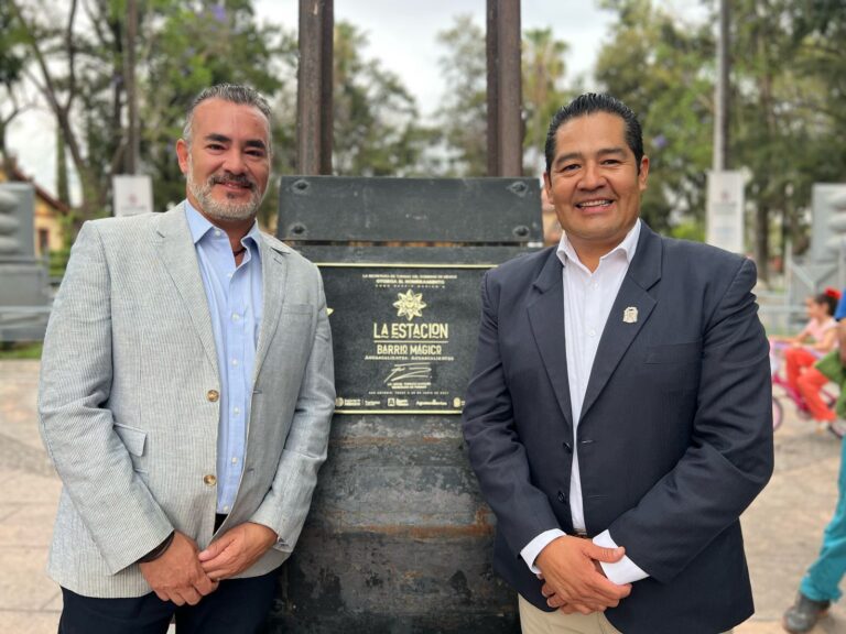 La Estación recibe la placa oficial como Barrio Mágico en Aguascalientes