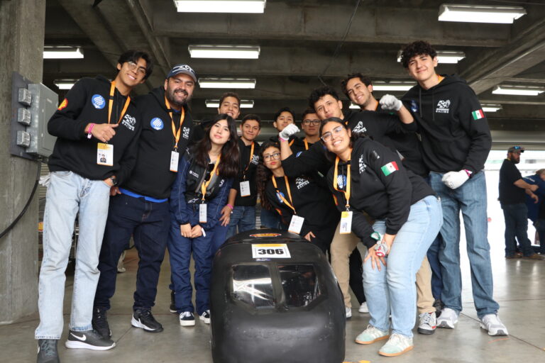 Tec de Monterrey nuevamente imponen récord para México en competencia internacional de eficiencia energética