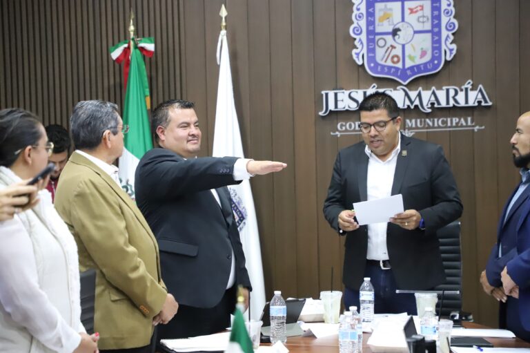 Rinden protesta nuevos integrantes del consejo de CAPAS y destacan avances en saneamiento e innovación