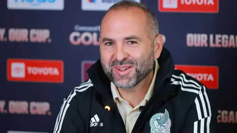 Pedro López: El estratega que está transformando a la Selección Mexicana Femenil