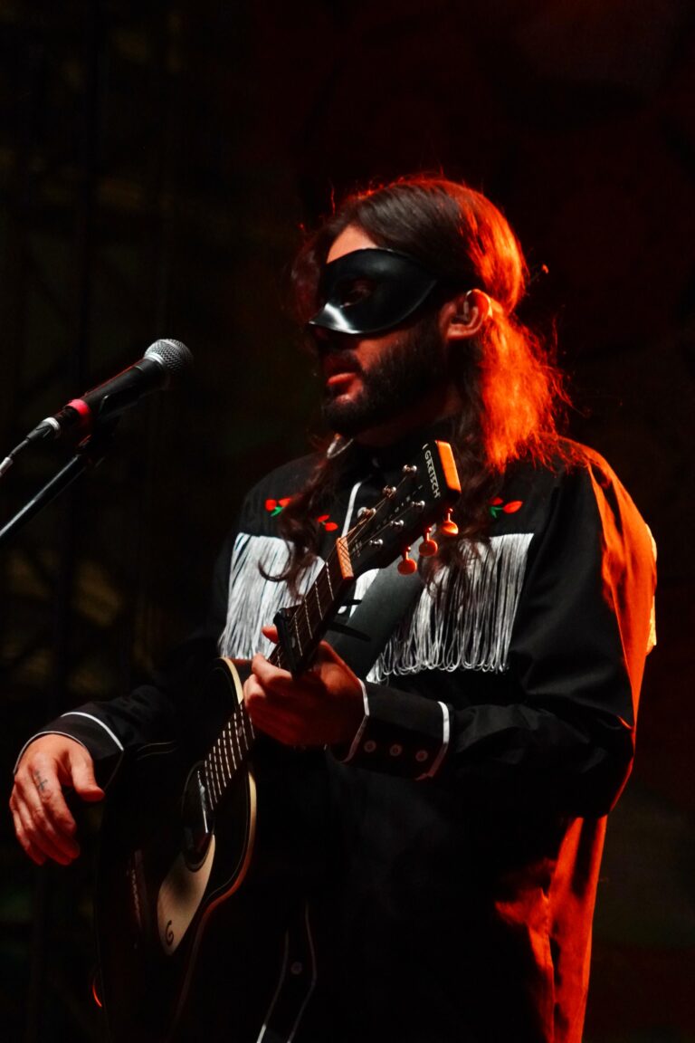 David y el Diablo emociona en el Corredor Cultural Carranza en Aguascalientes