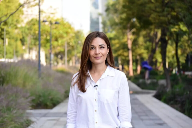 “Vamos a gobernar este país”: Laura Ballesteros apuesta por las juventudes, la justicia y el feminismo