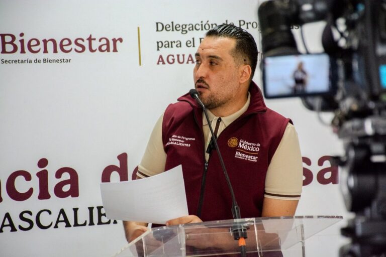 Del 21 al 30 de abril, entrega de tarjetas a derechohabientes de Pensiones para Adultos Mayores y Mujeres Bienestar