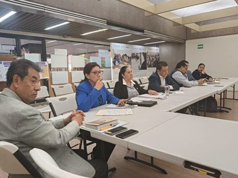 Fortalecimiento de derechos laborales del magisterio de Aguascalientes: reuniones clave de la Mtra. Adriana Ochoa