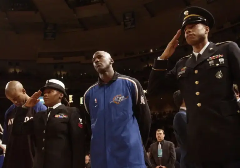 El anuncio del regreso de Michael Jordan que tuvo que ser postergado por la tragedia