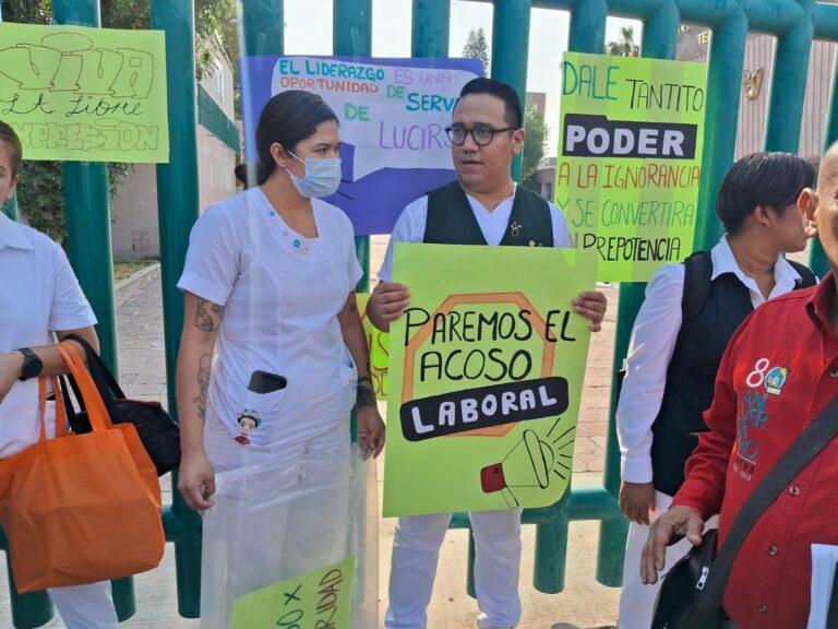 Se manifiestan trabajadores del IMSS del HZG #1 en Aguascalientes