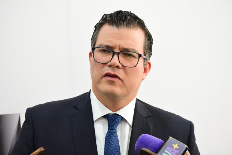 Analizan multas de hasta 2 mil pesos para autos que no estén asegurados