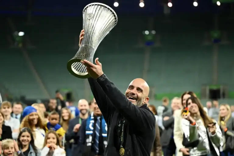 Enzo Maresca, el timonel que regresa a los blues a los primeros planos