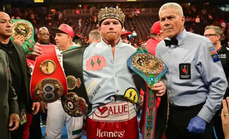 Máquina de producir dinero. Las millonarias peleas del ‘Canelo’