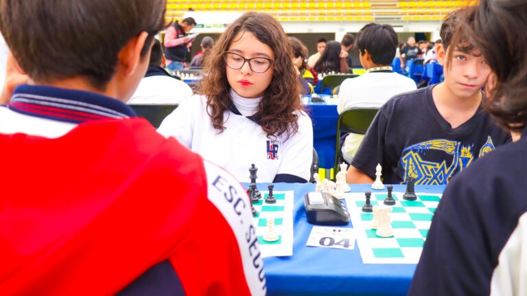 Instituto de Educación y Tec de Monterrey lanzan el campeonato de ajedrez escolar más grande de Aguascalientes