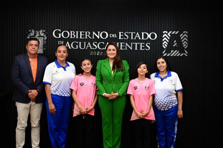 Gobernadora de Aguascalientes felicita a medallistas del Panamericano de Natación Artística