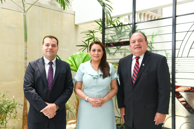 La gobernadora de Aguascalientes Teresa Jiménez y Salomón Rosas acuerdan trabajo coordinado entre Federación y el estado