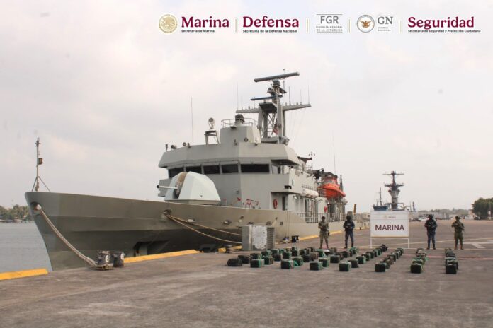 Michoacán, autoridades impiden el traslado de 1285 kilogramos de cocaína