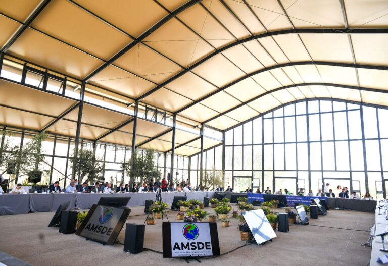 La gobernadora de Aguascalientes Teresa Jiménez encabezó el Tercer Encuentro de Empresas Globales