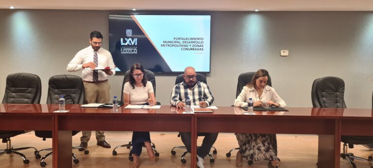 Aprueban reformas para mejorar infraestructura urbana y toma de protesta en Ayuntamientos