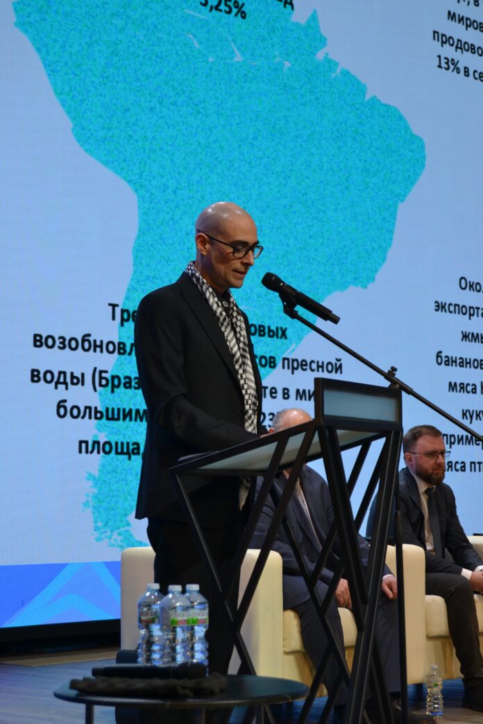 México busca aprender de Rusia para mejorar en ciberseguridad y tecnología