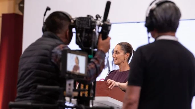 Sheinbaum celebra reducción de 5 a 3.5% del impuesto a las remesas en EU