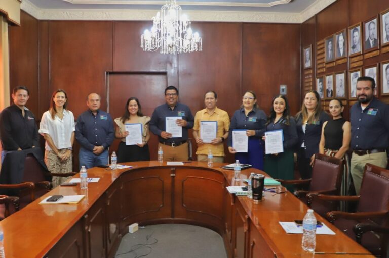Firman convenio de colaboración Gobierno de Jesús María y CANADEVI para fortalecer el desarrollo de vivienda