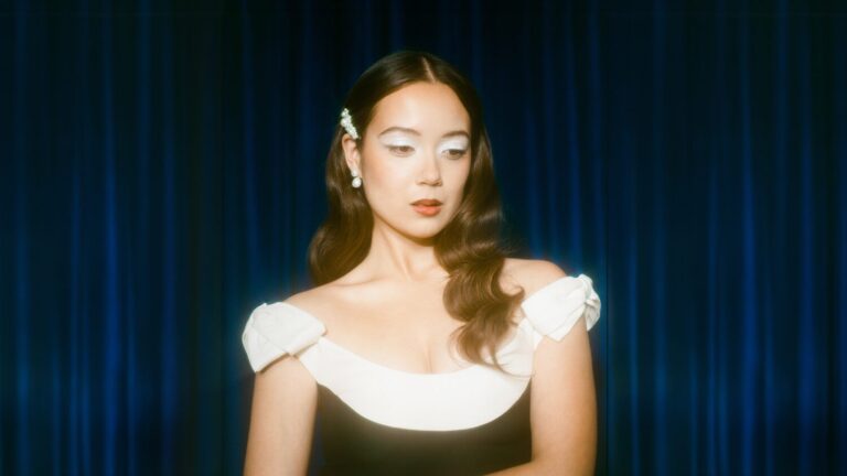 Laufey en México: Prepárate para llorar bonito y enamorarse tantito