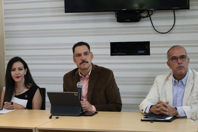 Toño Martín del Campo entrega resultados positivos de su gira de trabajo en Houston