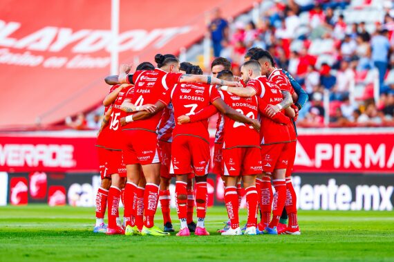 Empate entre Necaxa y Tigres, todo queda para la vuelta