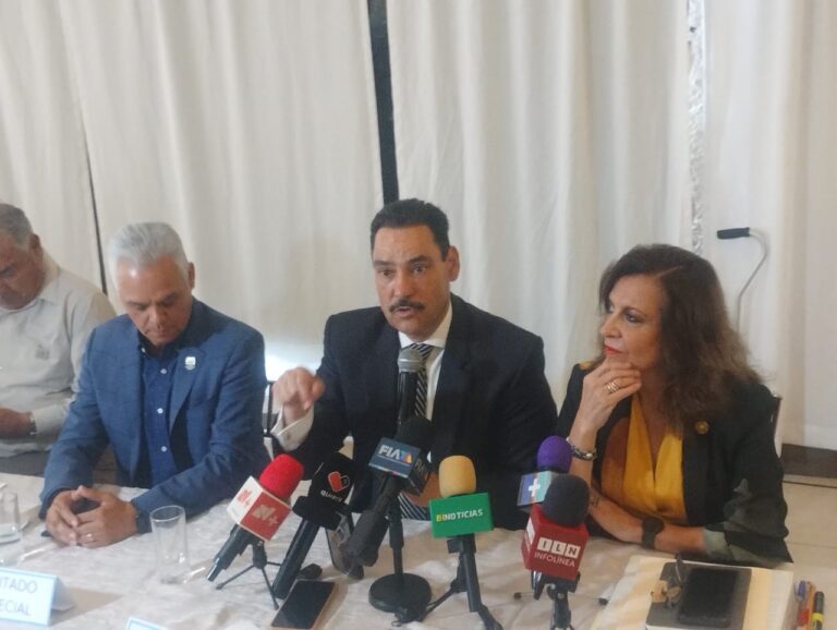 México no está preparado para recibir a los connacionales, afirma Martín del Campo