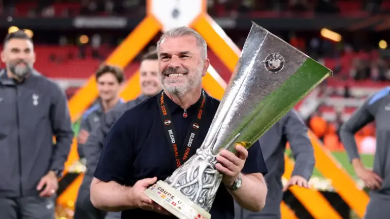 Ange Postecoglou: El héroe de la Europa League que el Tottenham despidió en 16 días