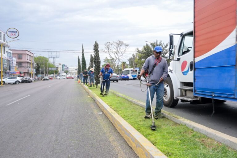 Municipio de Aguascalientes lleva a cabo operativo de mantenimiento y rehabilitación en Primer Anillo de Circunvalación