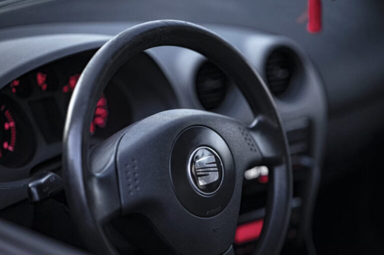 Errores frecuentes al comprar un Seat seminuevo (y cómo evitarlos)