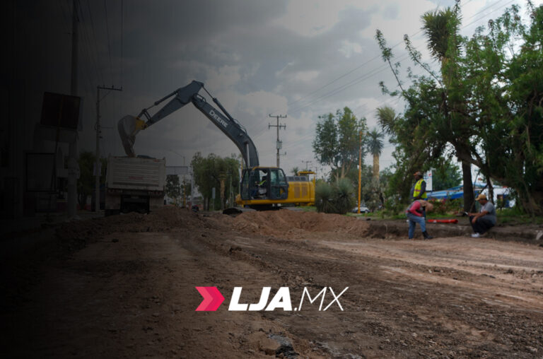 Arranca rehabilitación con concreto hidráulico en avenida Julio Díaz Torre en Ciudad Industrial en Aguascalientes